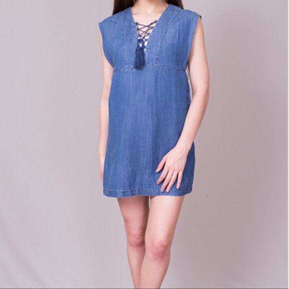 Knot Sisters Dress Lace Up Denim Thalia - Picture 2 of 9